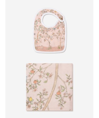 Atelier Choux Baby Girls In Bloom Swaddle And Small Bib Gift Box Set in Pink offre 